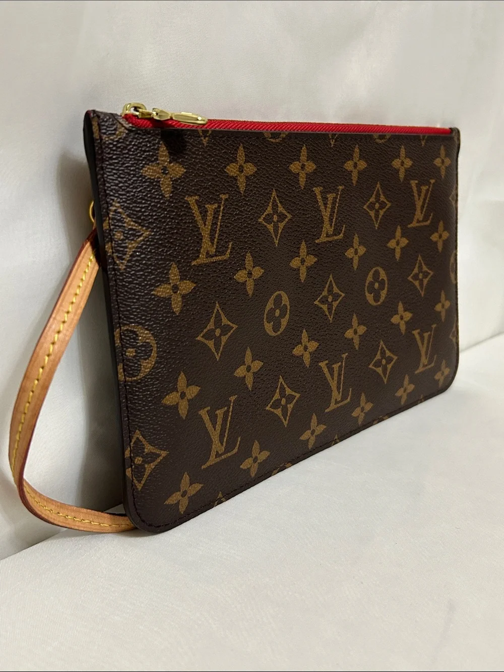 Louis Vuitton Monogram Canvas Neverfull Pochette